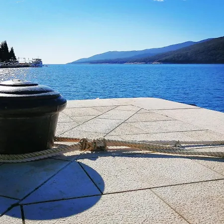 Suzie Q - Intermezzo With Sea View Rabac