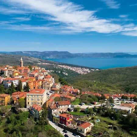 Apartman Suzie Q - Intermezzo With Sea View